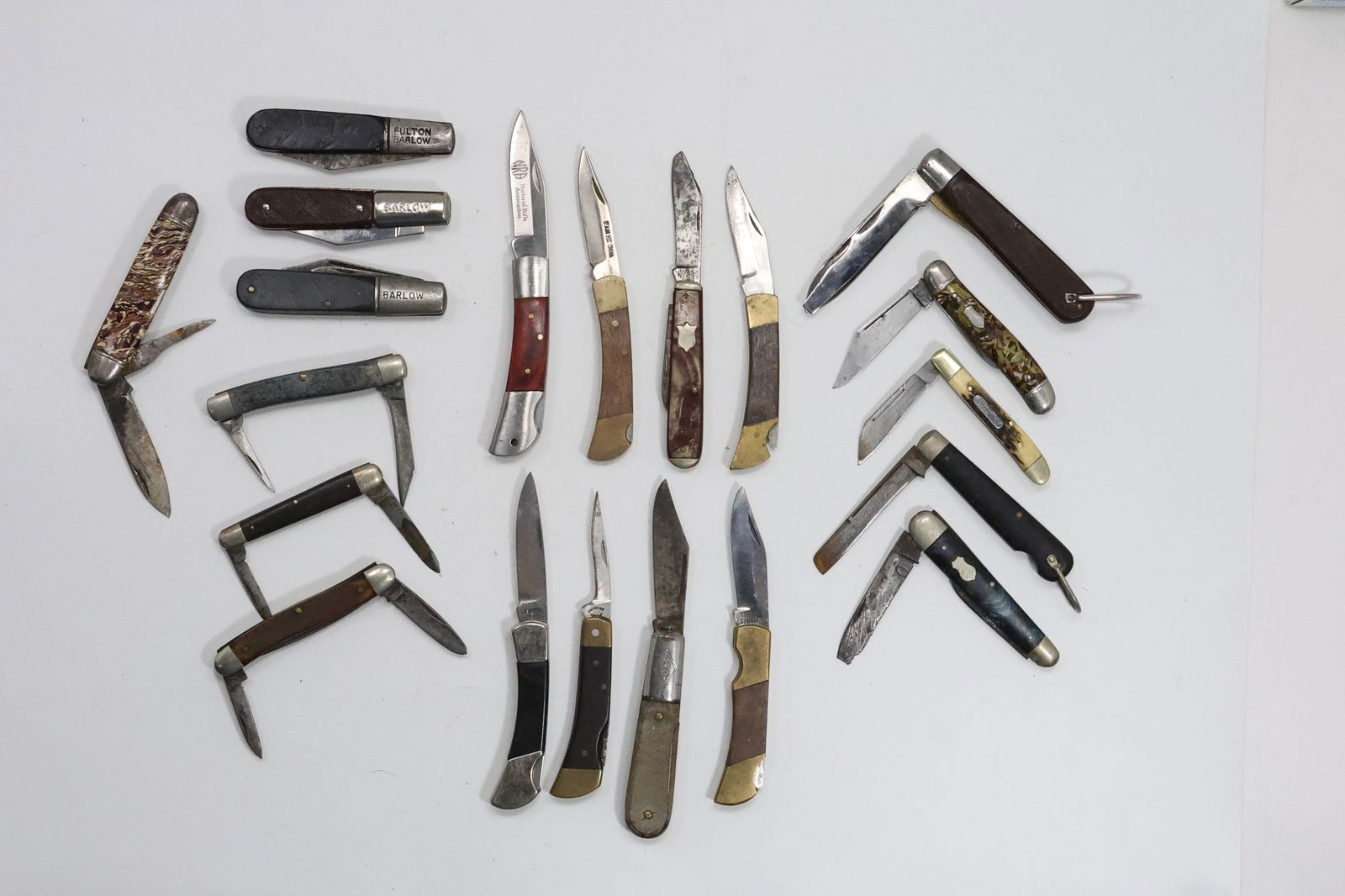 Estate Grouping Assorted 12 Pocket Knives including Schrade Walden NY one blade; M Klein (1 of 18)