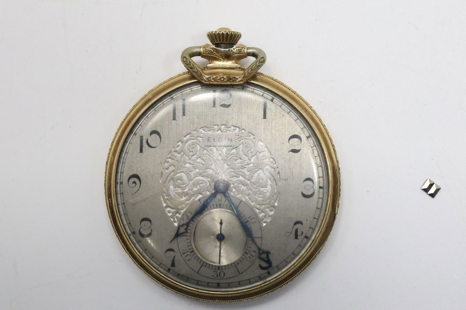 ELGIN 14K GF Pocket Watch Elgin Streamline 17 Jewels [not working] 1 3/4 in. diameter (1 of 10)