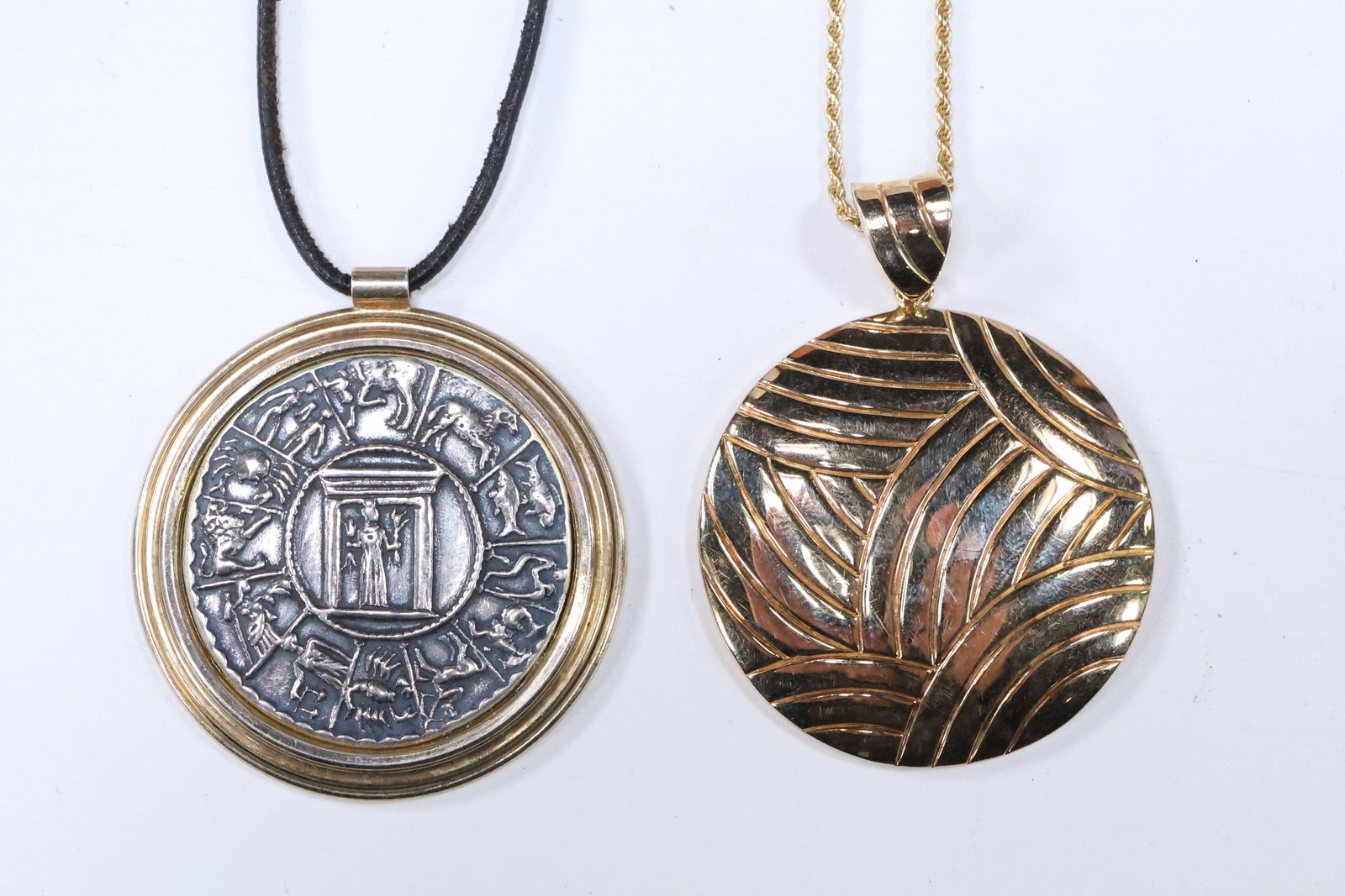 .925 Sterling Silver Gold Tone Disc Pendant with .925 Sterling Italy Gold Tone Rope Chain 24 in. (1 of 17)