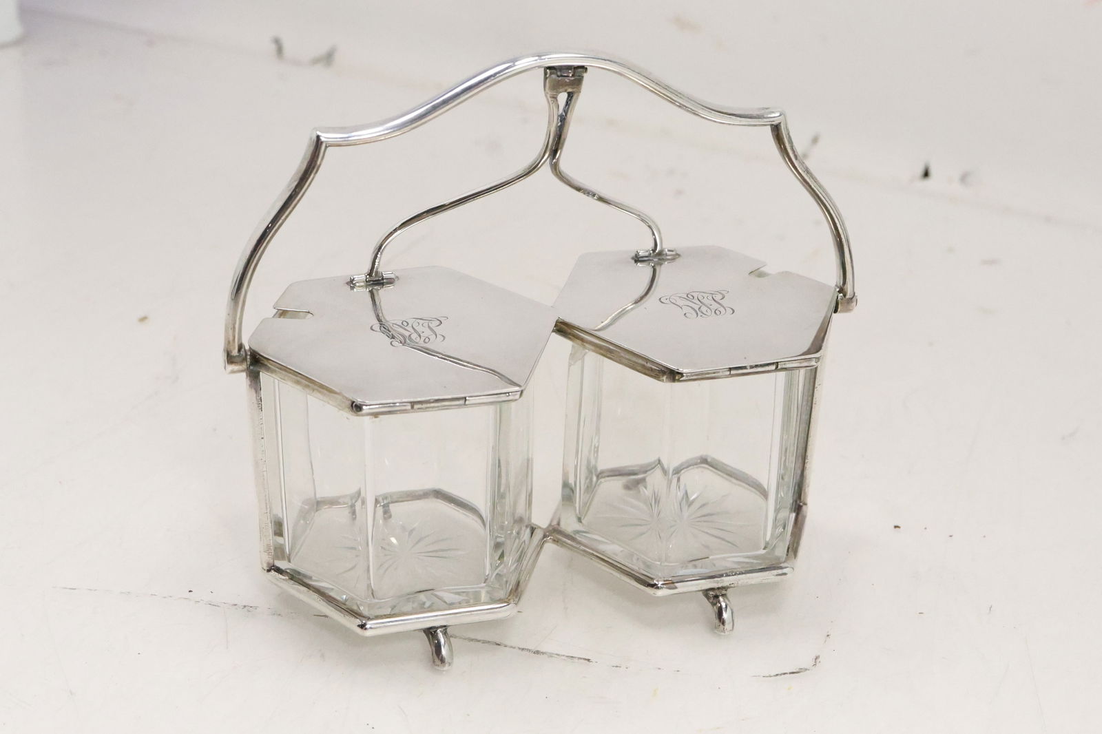 TIFFANY & CO England, Sterling Silver Mustard Condiment Server 326.7 grams, with Hallmarks (1 of 15)