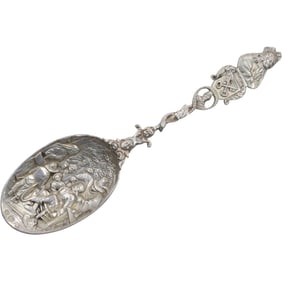 Sterling Silver, 69.5 grams, Spoon and Handle Hand Carved & Tooled Elaborate, Dental Scene