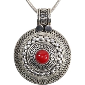 .925 Sterling Silver Red Agate Center Stone Pendant Roping, Beading & Up Down Lines Necklace