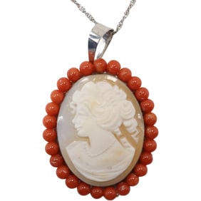 .925 Sterling Silver Italy 581 NA Cameo Pendant Encirculated by Coral Beads [Genuine] Necklace