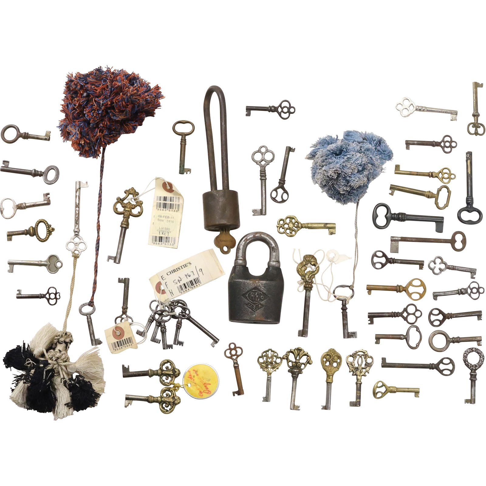 Large Assortment of 50 Vintage KEYS and 2 Locks (1 of 17)