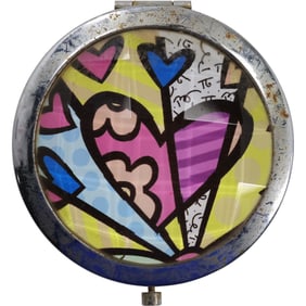 ROMERO BRITTO MIRROR COMPACT "Heart", 3 in. diameter