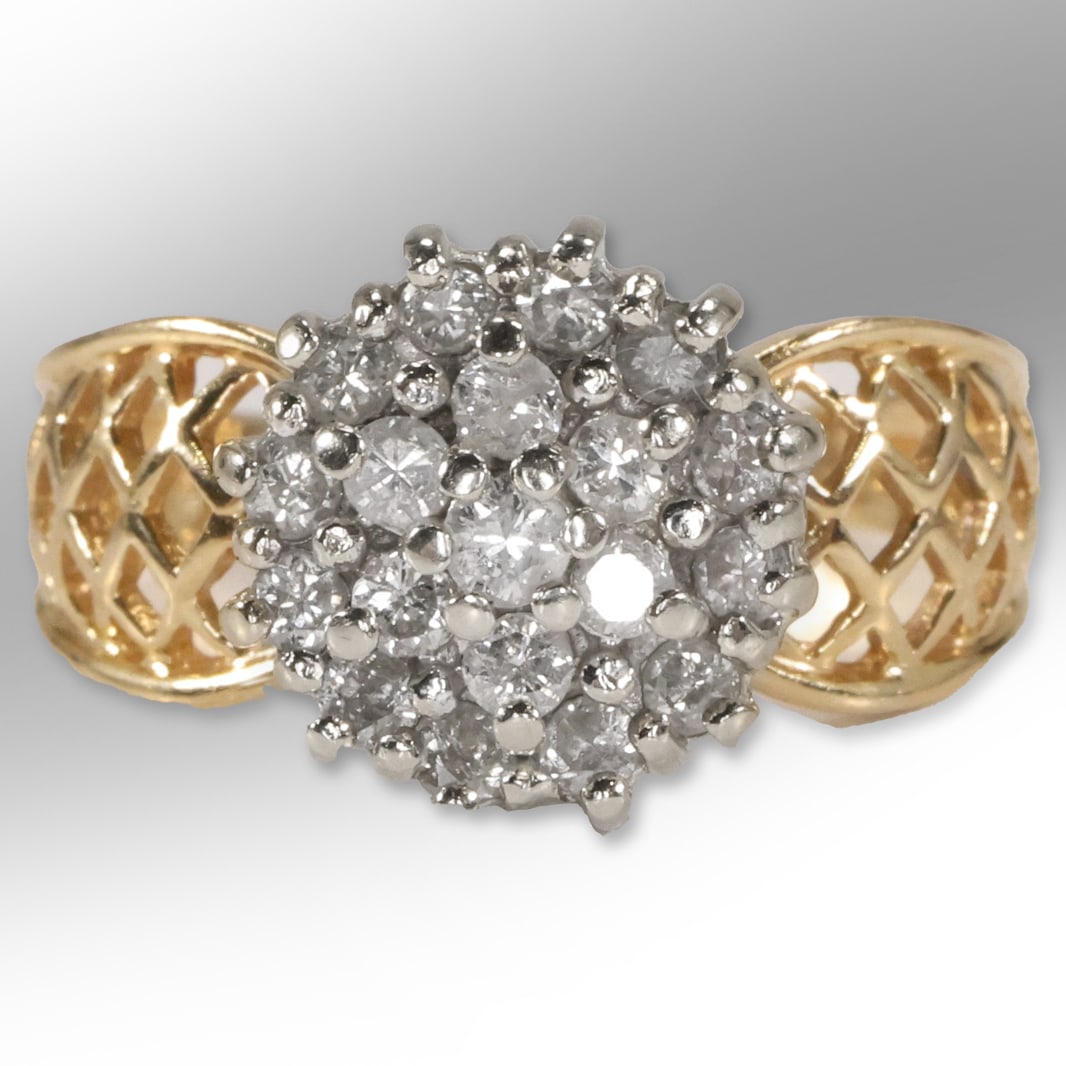 14K Yellow Gold Diamond Cluster Ring Size 7, 19 Diamonds, 3/4 in. x 1/2 in. dia. (1 of 20)