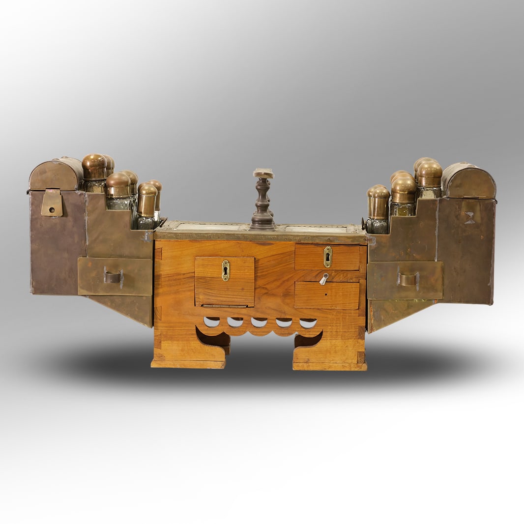 Large Antique Turkish Shoe Shine Box, Wood and Brass with Sets of Bottles (1 of 20)