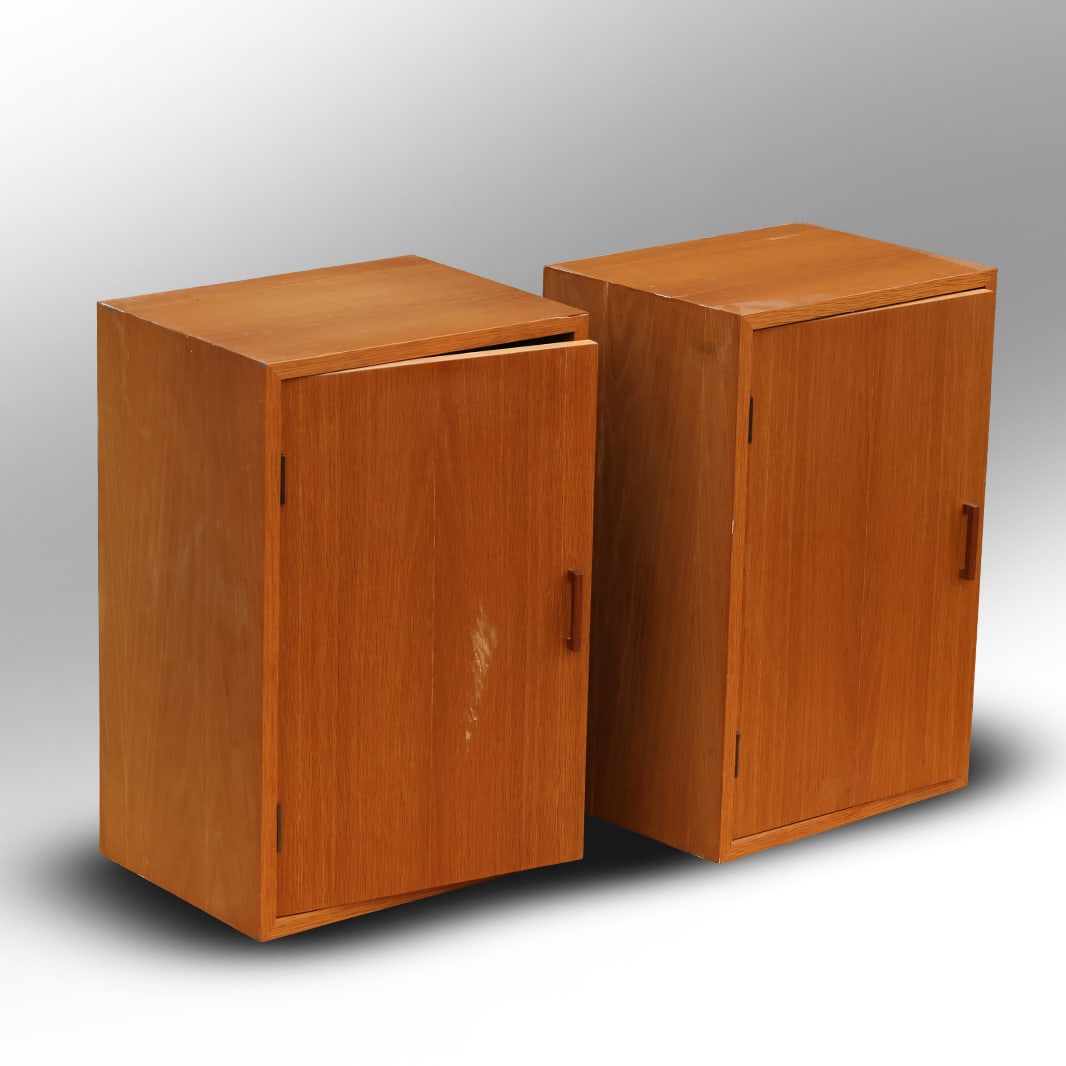Pair Danish Modern Teak One Door Storage Cabinets / Bed Stands (1 of 10)