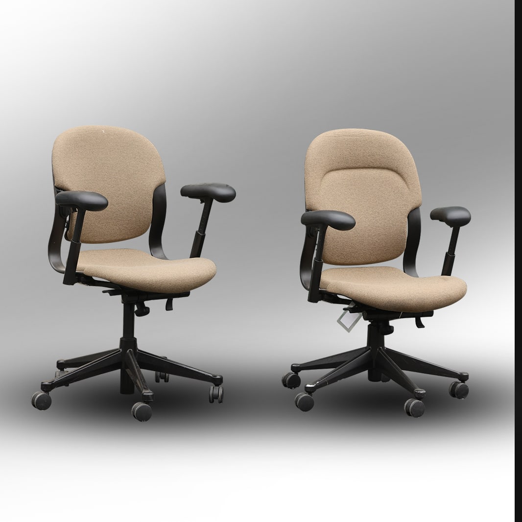 2 HERMAN MILLER  "Equa" Conference Chair/ Task Chairs with Original Labels (1 of 14)