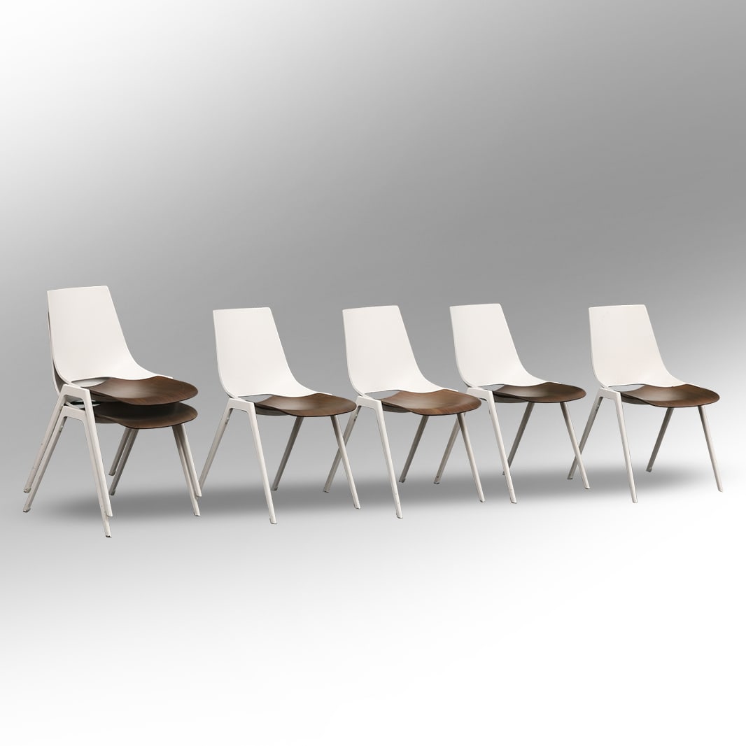 Set 6 Modern Style Bentwood Stacking Chairs by Davis Furniture Metal Frame Legs: Set 6 Modern Style Bentwood Stacking Chairs by Davis Furniture Metal Frame Legs. size: 31.5 x 20 x 22 SU