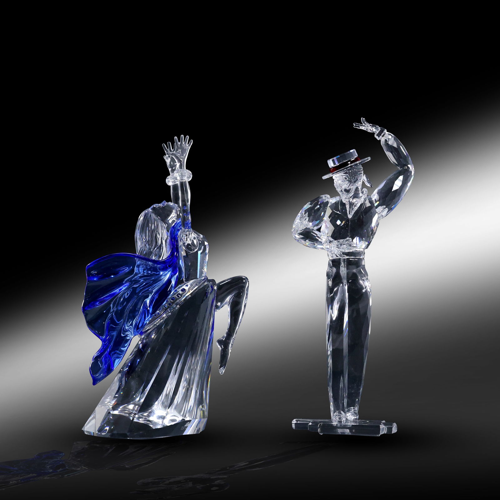 Swarovski Crystal Figurine Magic Of Dance Isadora and Antonio with Original Boxes: Swarovski Crystal Figurine Magic Of Dance Isadora and Antonio with Original Boxes. size:8.5 in. h , boxes are: 11 in. x 6.5 in.