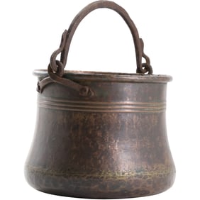Vintage Arts and Crafts Hand Hammered Copper Pail / Pot with Wrought Iron Bail Handle 10 in. dia.