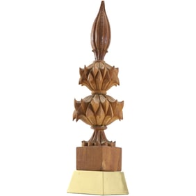 Vintage Carved Wood Artichoke Sculpture 18 inches height x 5 inches wide