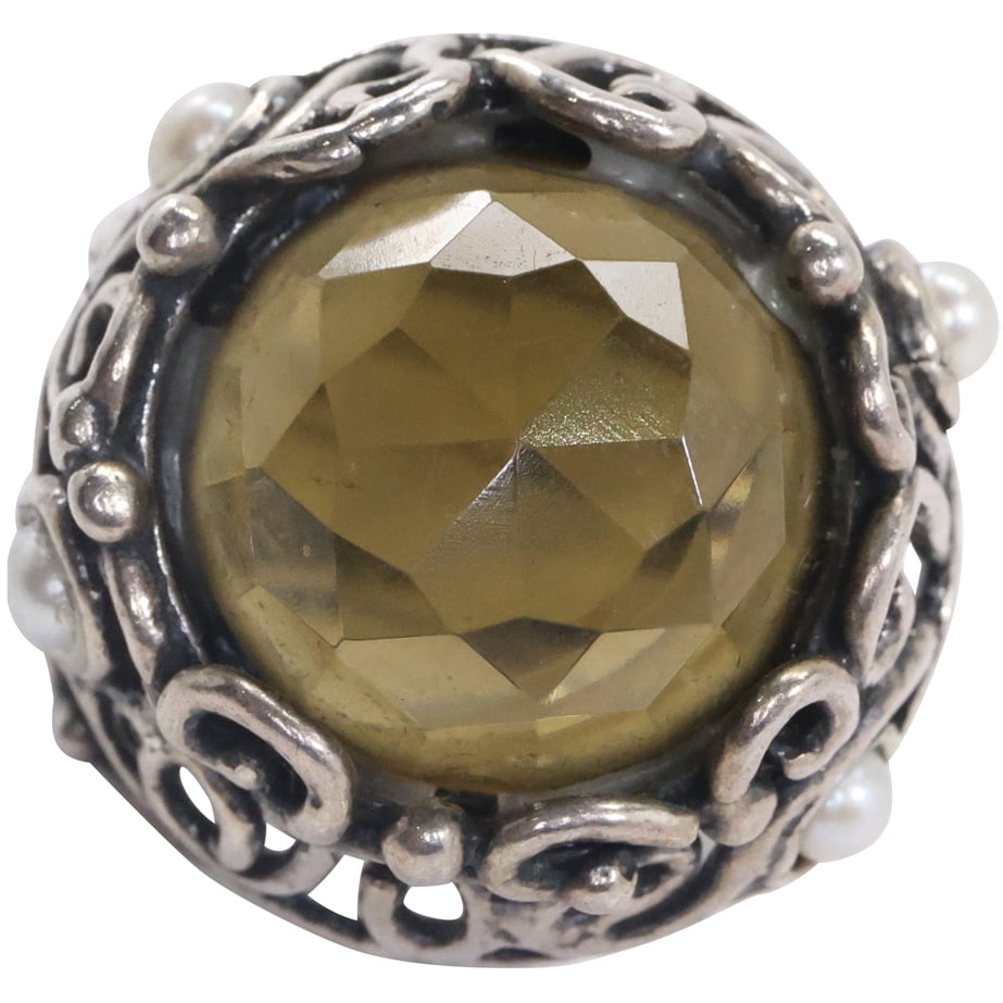 Sterling Silver with Smokey Quartz with 4 Genuine Freshwater Pearls Ring Size 8.5 ; 1 in. dia.;: Sterling Silver with Smokey Quartz with 4 Genuine Freshwater Pearls Ring Size 8.5 ; 1 in. dia.; Hand Wrought and Tooled Eclectic Ring