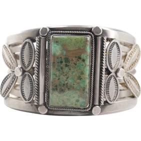 American Indian Navajo Sterling Silver Cuff Bracelet Unusual Feather Design, Turquoise Stone