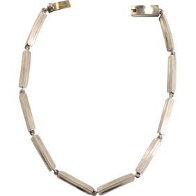31.9 grams Sterling Silver Mexico C. Lopez 10-Long Links Necklace 14 in. x 1/4 in.