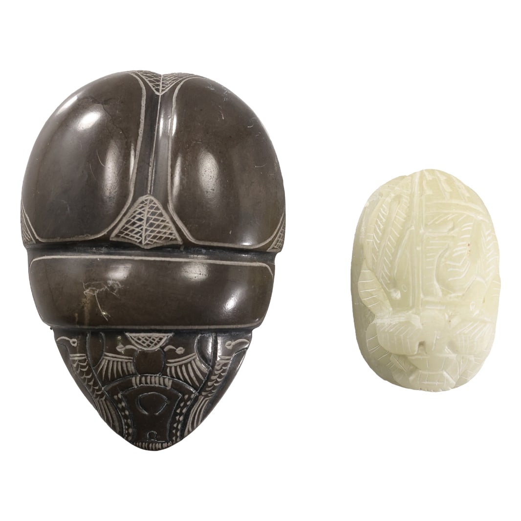 2 Carved Onyx Stone SCARAB Figures, Brown, White: 2 Carved Onyx Stone SCARAB Figures, Brown, White. size: 2h x 6w