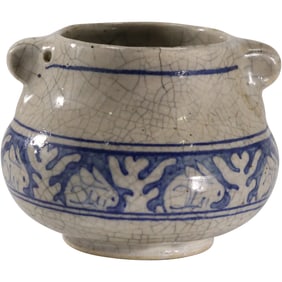 Dedham Pottery creamer, Arts & Crafts movement era (1896-1943), Rabbits Around Center