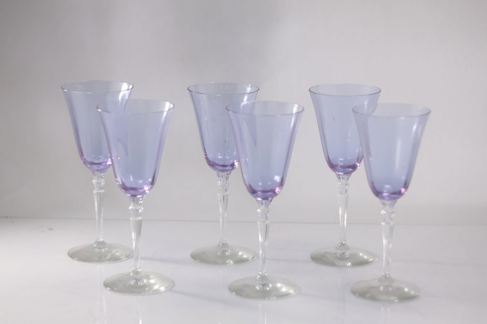 Set of 6 Elegant Purple Amethyst Crystal Glass Wine Glasses 8.5 in. height: Set of 6 Elegant Purple Amethyst Crystal Glass Wine Glasses 8.5 in. height. size: 8.5h x 4w