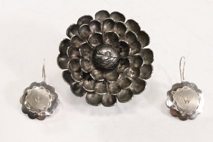 .925 Sterling Silver 23.6 grams Double Layer Flower Designed Pierced Earrings & Sterling 3-Layer