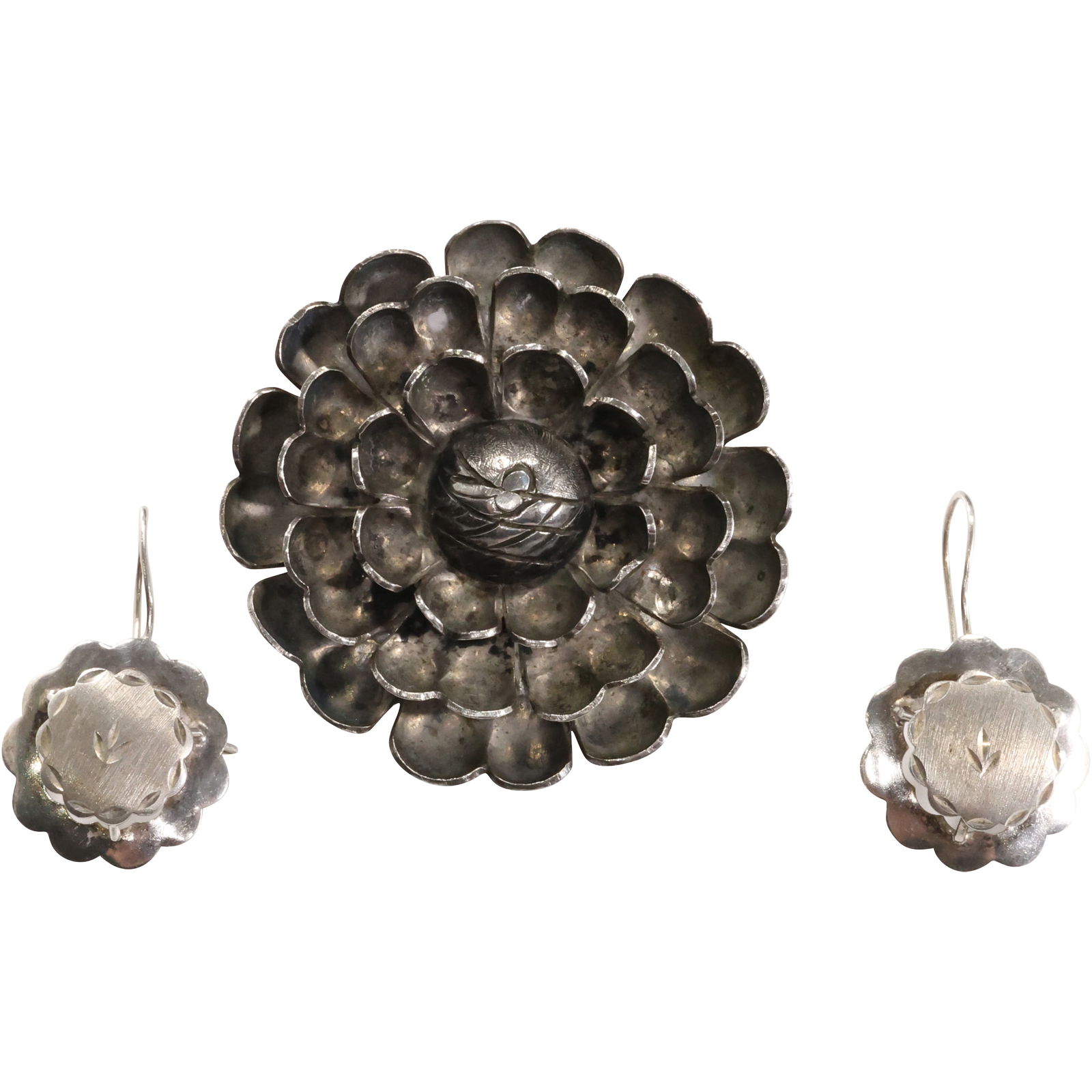 .925 Sterling Silver 23.6 grams Double Layer Flower Designed Pierced Earrings & Sterling 3-Layer (1 of 14)