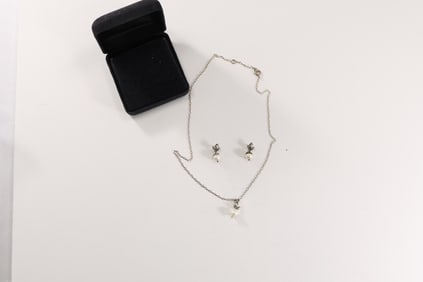 New in Box 4 pc. Sterling Silver and Pearl Set: .925 Sterling and Pearls Pierced Earrings 5/8 in. x