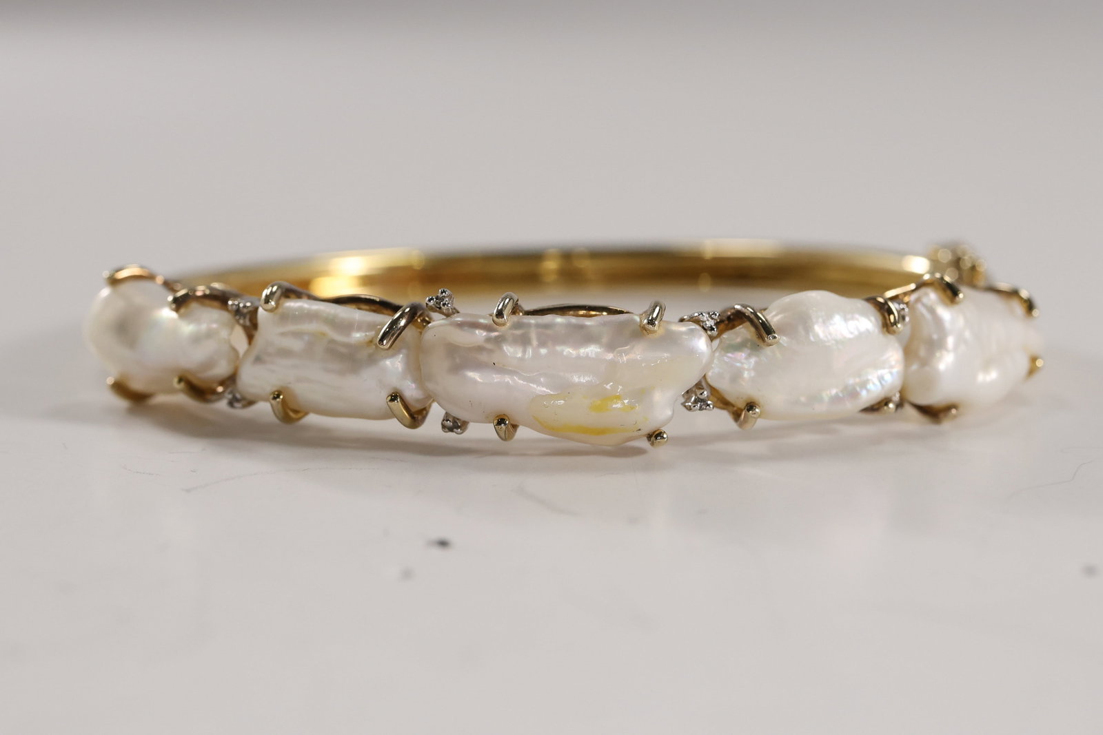 .925 Sterling Silver Vermeil with Freshwater Biwa Pearls and Claw Setting Bracelet 2 3/4 in. x 2 1/2: .925 Sterling Silver Vermeil with Freshwater Biwa Pearls and Claw Setting Bracelet 2 3/4 in. x 2 1/2 n. x 3/8 in.
