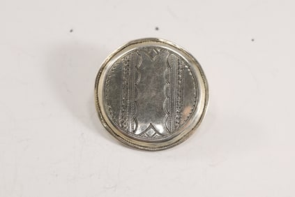 Sterling Silver Etched Engraved Native American Indian Navajo Pin 1 1/2 in. dia.