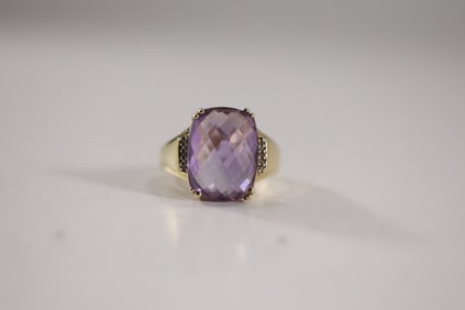 .925 Sterling Silver QJ Vermeil Faceted Purple Amethyst Stone with 10 Side Diamonds Ring Size 9 ; 7/