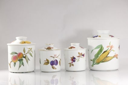 4 Piece Royal Worcester EVESHAM "M" Porcelain Decanter Set with Fruits, Graduated Sizes