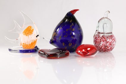 Estate Grouping 5 Assorted Murano Glass Fish, Pear, Bird and Peretti Tiffany & Co Red Heart