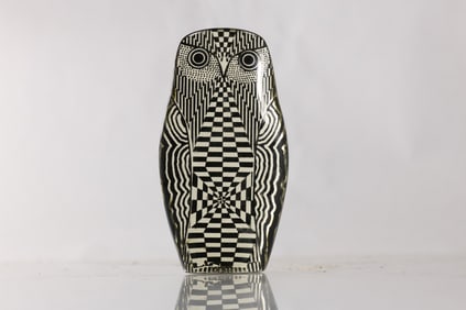 Lucite Owl sculpture by Brazilian artist Abraham Palatnik, 4.5 inches height