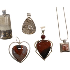 5 Assorted Sterling Silver and Agate Pendants with 1 18 in. Sterling Snake Chain; Barra Sterling