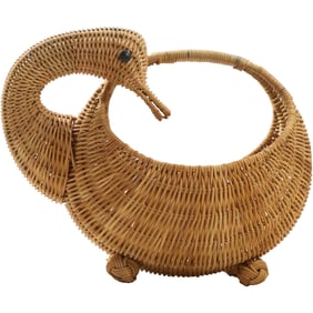 Vintage Reed Wicker Harvest Swan Goose Basket with Handle 10 in. height x 12 in. wide