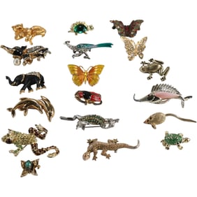 18 Assorted Costume Jewelry Fashion Pins: Frogs, Elephants, Butterfly, Scarab, Dolphin