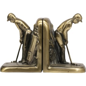 Vintage Cast Metal Golfer Putting Figural Bookends in Good Patina 6.25 in. height x 4.5 in. wide