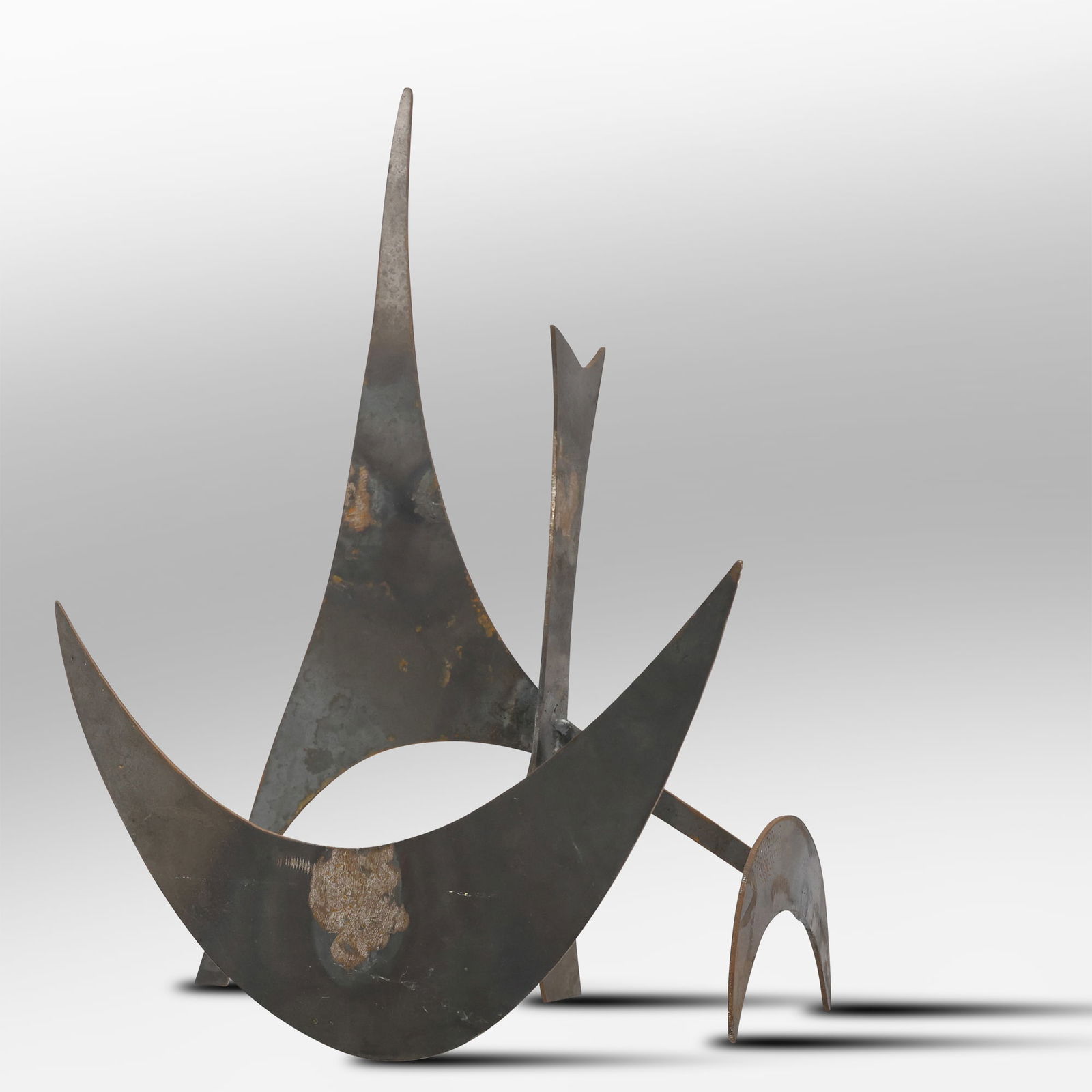 Teodelapio [Maquette II] manner of Alexander Calder, a renowned American sculptor.: Teodelapio [Maquette II] manner of Alexander Calder, a renowned American sculptor size: 16.5h 12w S:D ; Teodelapio [Maquette II] manner of Alexander Calder, a renowned American sculptor. Type of Sculp