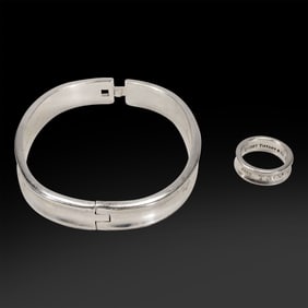 TIFFANY & CO 1997 .925 Sterling Silver 73.9 grams Bracelet & .925 T & C 1837 Ring Size 7.5