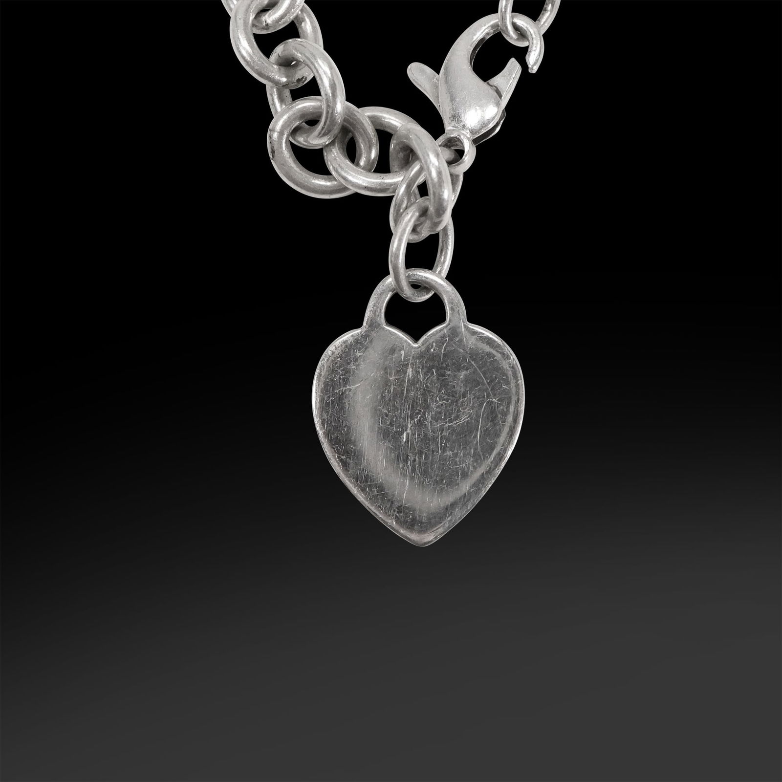 TIFFANY & CO .925 Sterling Silver Heart Charm Bracelet 7 1/2 in. x 3/8 in. ; Charm 7/8 in. x 1 in. (1 of 12)