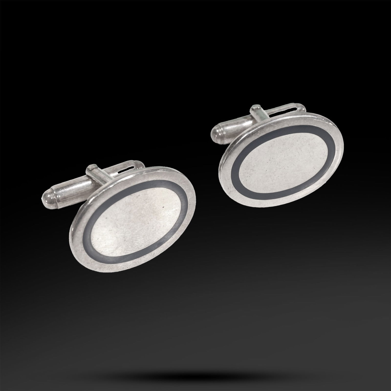 Tiffany & Co. Sterling Silver Enamel Oval Cufflinks 5/8 in. x 7/8 in. with Box and Fabric Pouch (1 of 12)
