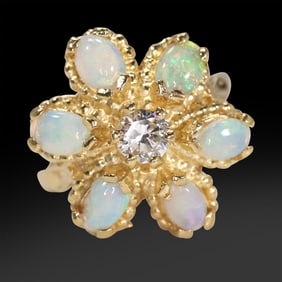 Stunning 14K Gold Diamond and Opal Ring Size 5.5 , approx .50 center diamond, 4.0 dwt., 3/4 in. dia.