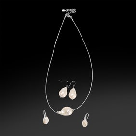 LUC .925 Rhodium over Sterling Silver Baroque Freshwater Pearl Pendant Necklace on 18 in. Chain
