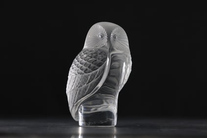 Signed LALIQUE FRANCE Crystal Satin Glass OWL Figure Paperweight