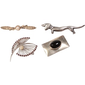 4 Sterling Silver 28.6 grams Pins: Sterling with Black Onyx Center Pin 1 1/2 in. x 3/4 in.; .925
