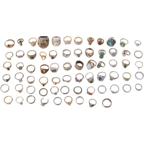 70 Assorted Costume Jewelry Fashion Rings - Nice Variety - See Pictures