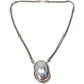 .925 Sterling Silver with Hallmarks Mabe Pearl Art Nouveau Necklace with Rope Twist Chain