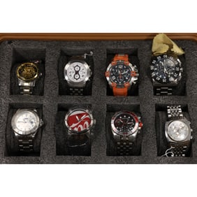 Estate Collection of 8 Assorted INVICTA Wristwaches in an INVICTA Carring Case SEE PICTURES
