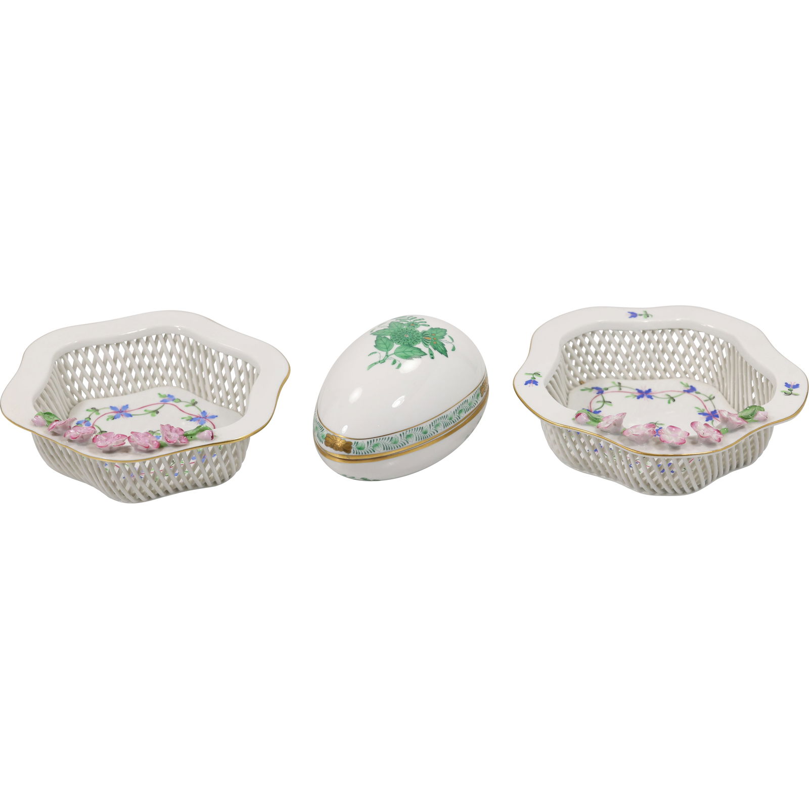 3 pieces Herend Hungary Fine Porcelain - Pair Reticulated Bowls & Egg Trinket Box (1 of 19)