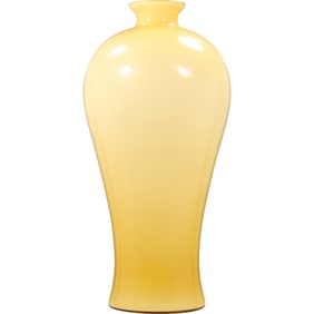 J. Robert Scott Hand Blown Venetian Glass Large Vase in Yellow 20 inches height x 6 in. wide
