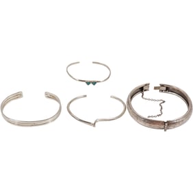 42 grams [4] Carolyn Pollack Sterling Silver Pinched Cuff Bracelet 2 1/2 in. x 2 1/4 in.; Sterling